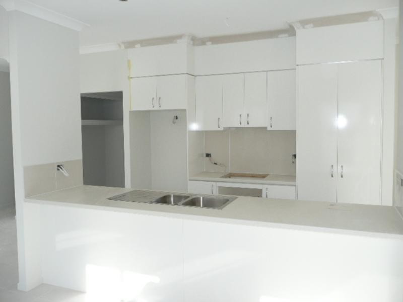 1 Bardin Ridge, Reedy Creek QLD 4227