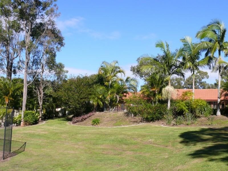 1 Derwent Avenue, Helensvale QLD 4212