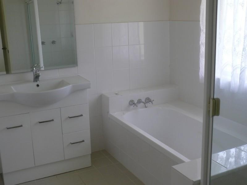 11A Nevada Place, Oxenford QLD 4210