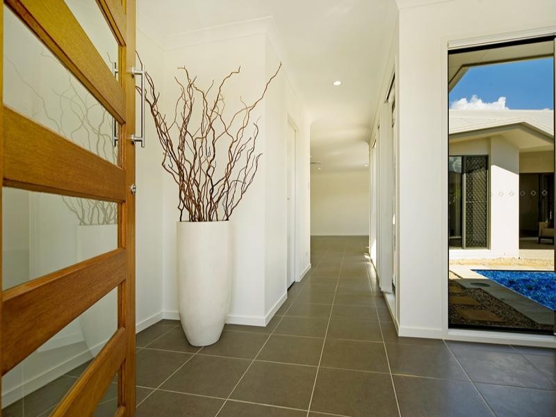 5 Scenic Circuit, Coomera QLD 4209