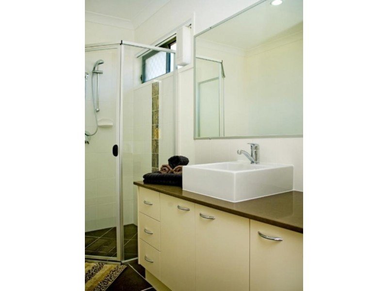 5 Scenic Circuit, Coomera QLD 4209