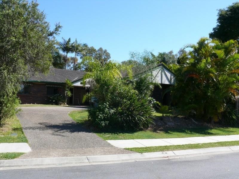10 Wandilla Drive, Helensvale QLD 4212