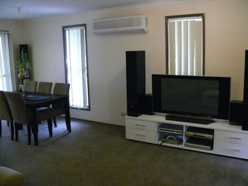 7 Western Way, Oxenford QLD 4210