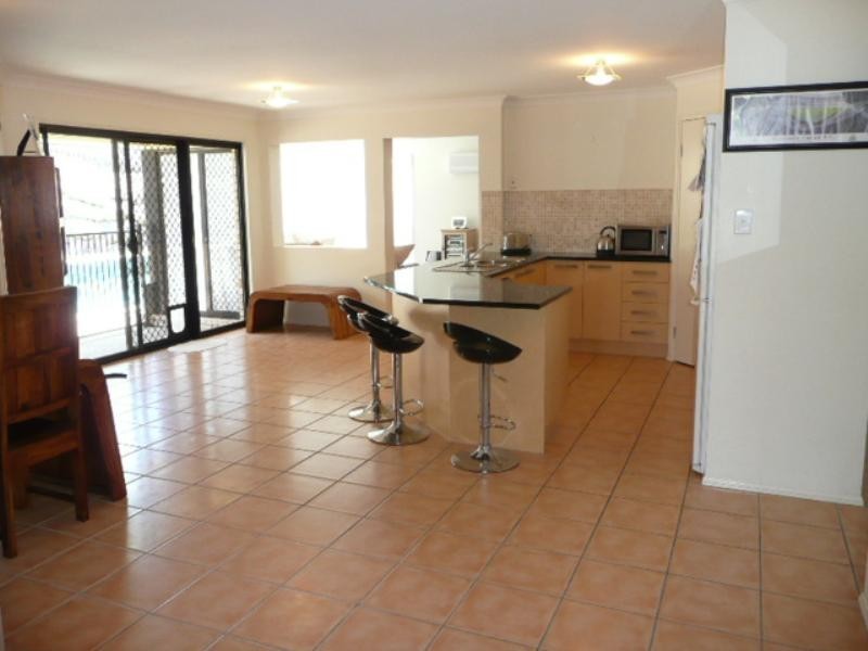 3 Hawker Street, Pacific Pines QLD 4211