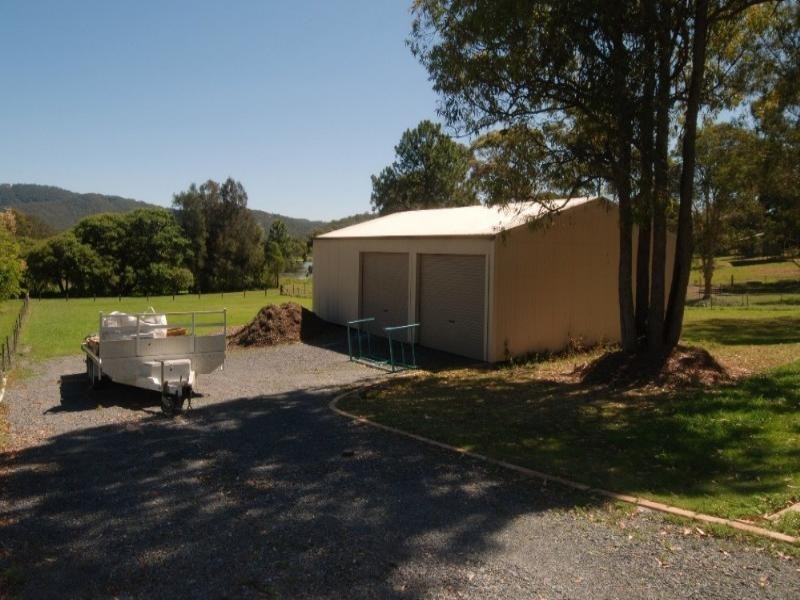 33 Ruth Terrace, Oxenford QLD 4210