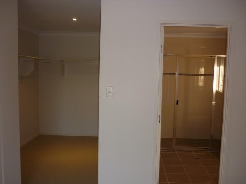 38 Craigs Way, Maudsland QLD 4210