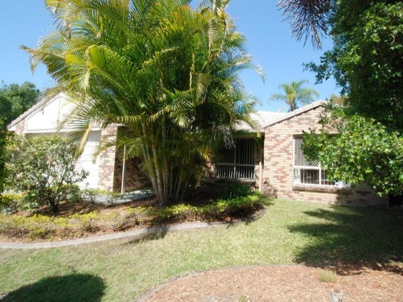 6 Pinedale Street, Oxenford QLD 4210