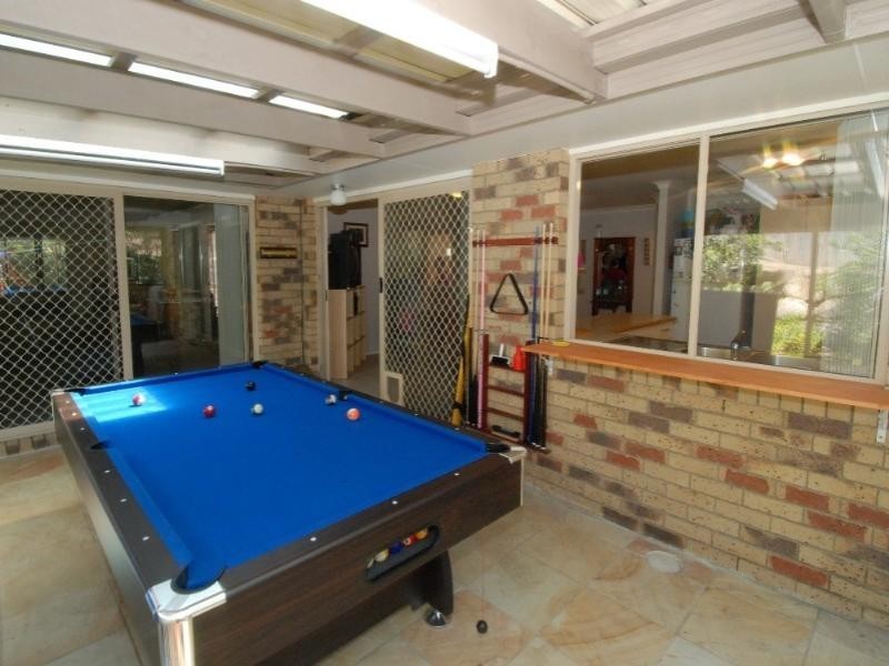 6 Pinedale Street, Oxenford QLD 4210