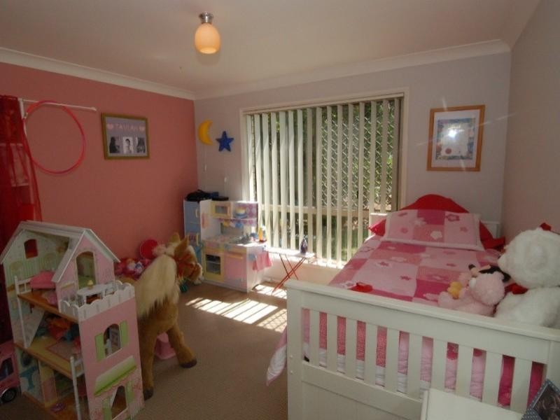 6 Pinedale Street, Oxenford QLD 4210