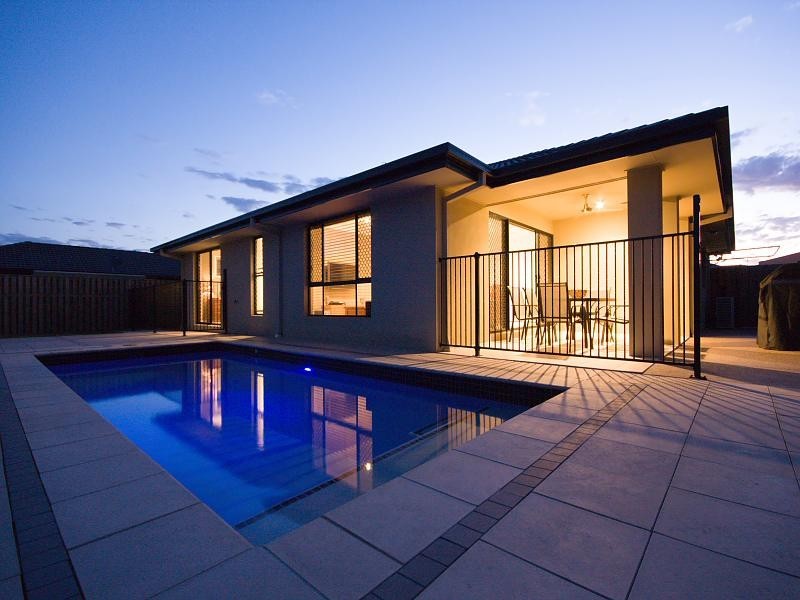 4 Bader Road, Upper Coomera QLD 4209