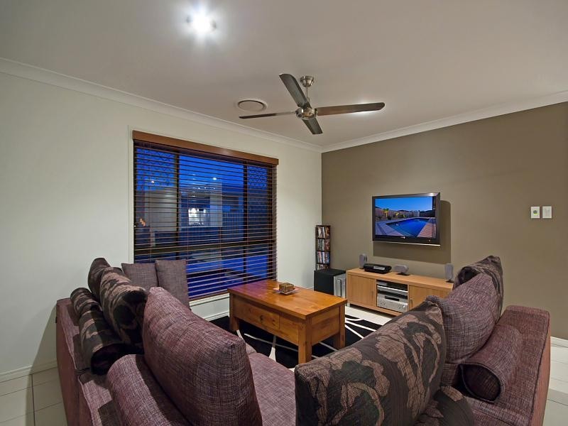 4 Bader Road, Upper Coomera QLD 4209