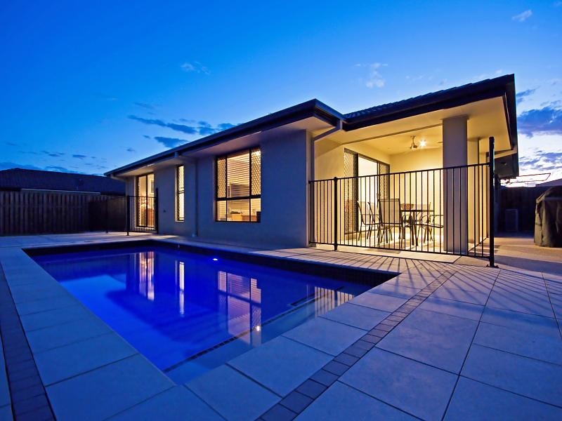 4 Bader Road, Upper Coomera QLD 4209