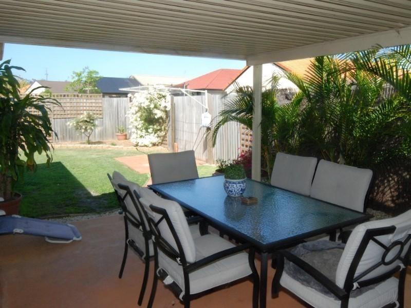 9a Hialeah Crescent, Helensvale QLD 4212