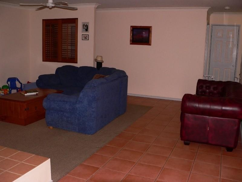 15 Maui Court, Oxenford QLD 4210