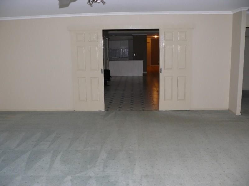 13 Leyshon Court, Bonogin QLD 4213