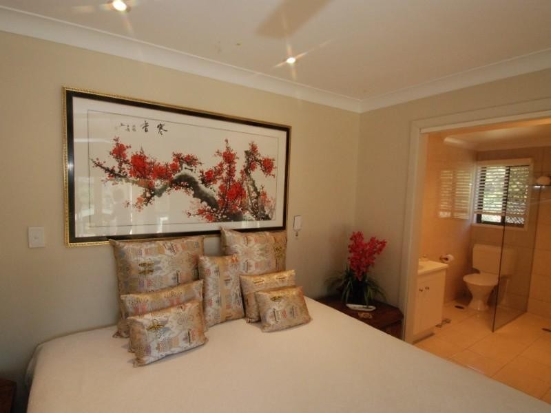 27 Ruth Terrace, Oxenford QLD 4210