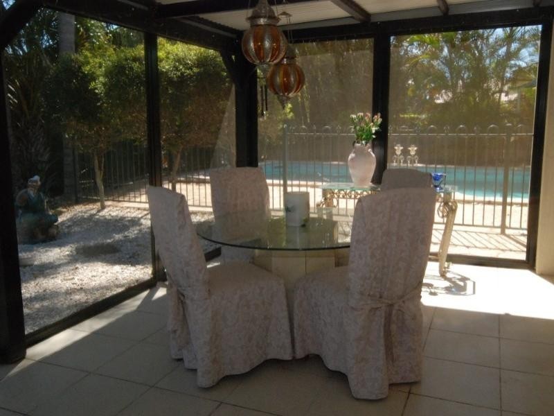 27 Ruth Terrace, Oxenford QLD 4210