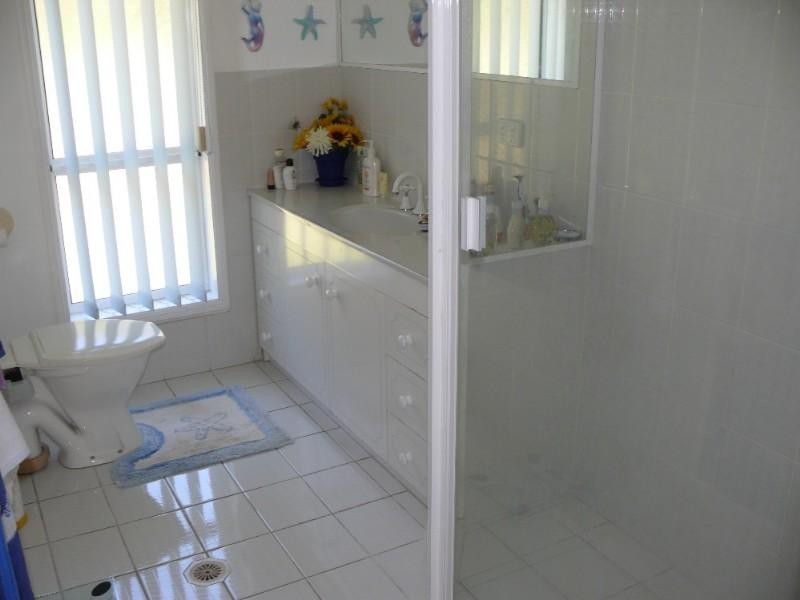 19 Eastern Court, Helensvale QLD 4212