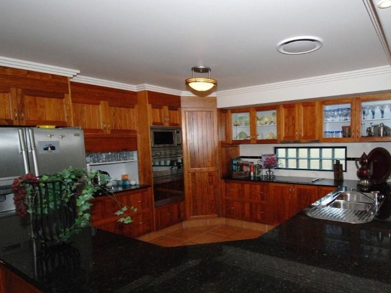 32 Saltwater Terrace, Helensvale QLD 4212