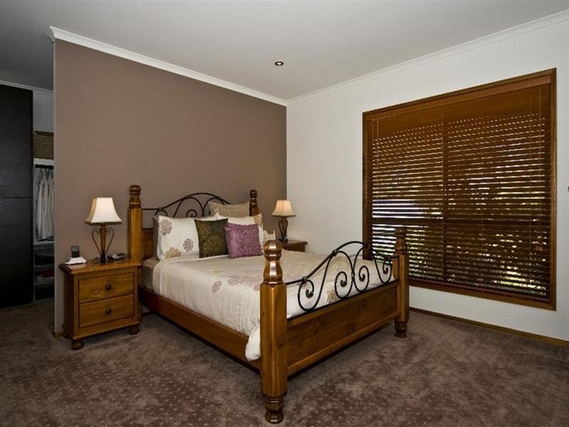 26 Tamworth Drive, Helensvale QLD 4212