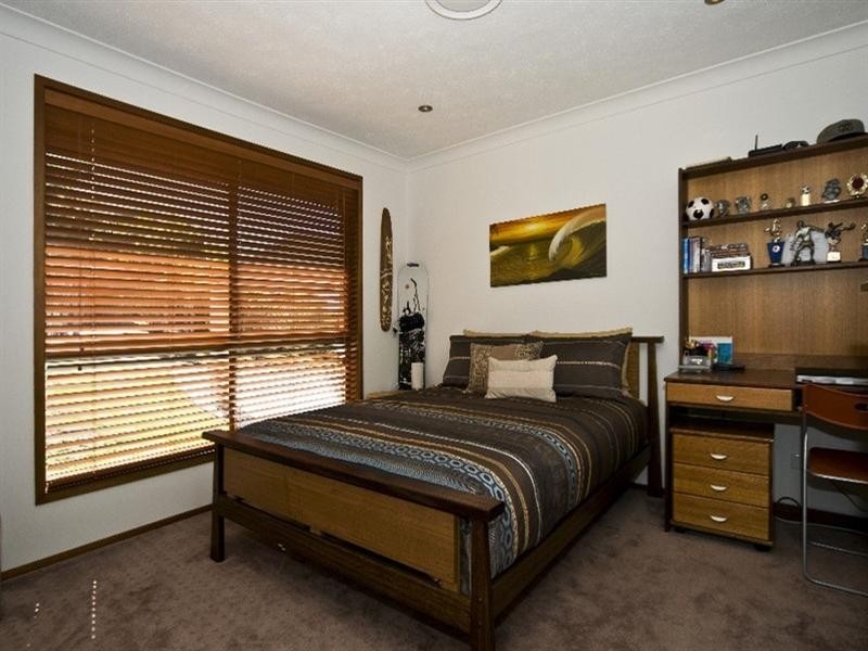 26 Tamworth Drive, Helensvale QLD 4212