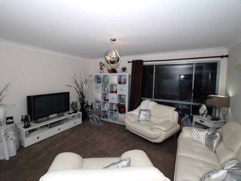 8 Marlow Street, Oxenford QLD 4210