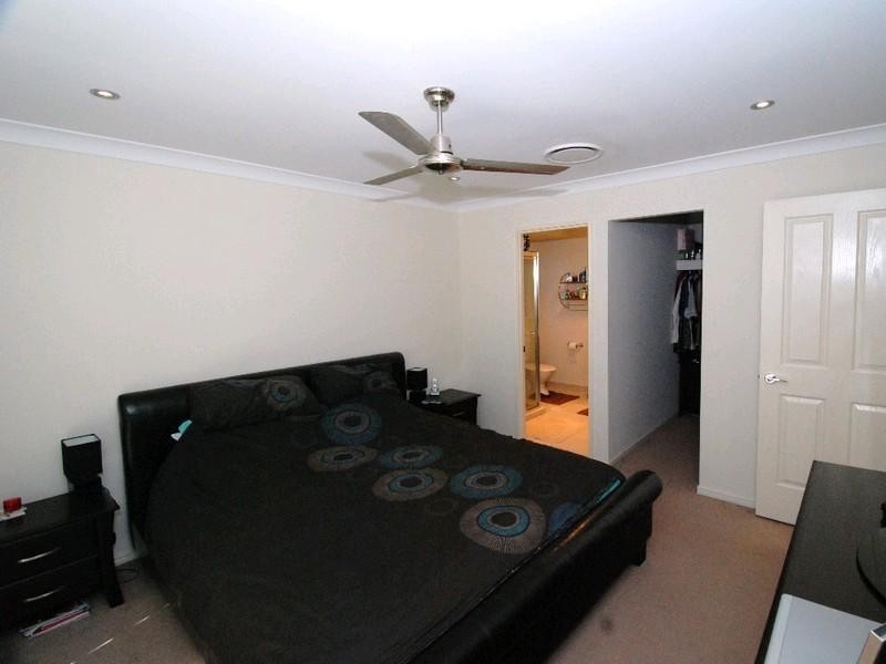 21 Rushcutter Avenue, Oxenford QLD 4210