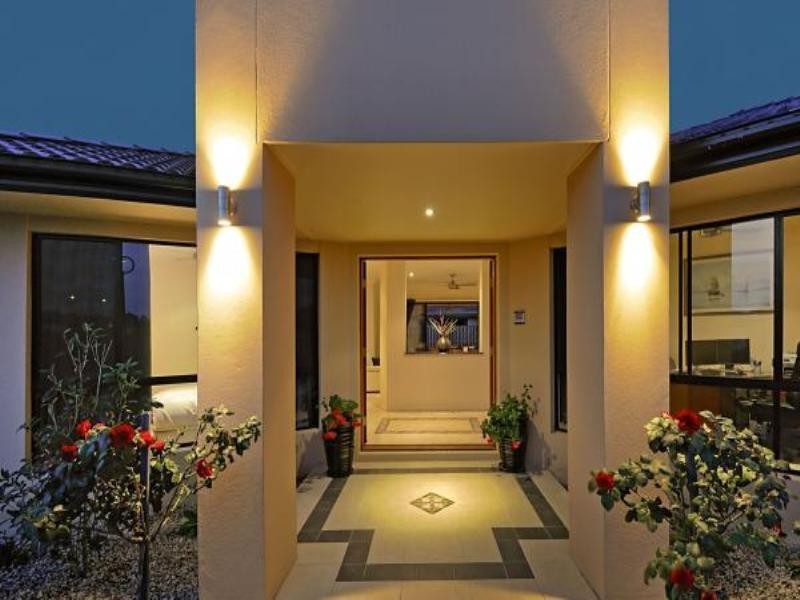 3 Xavier Place, Oxenford QLD 4210