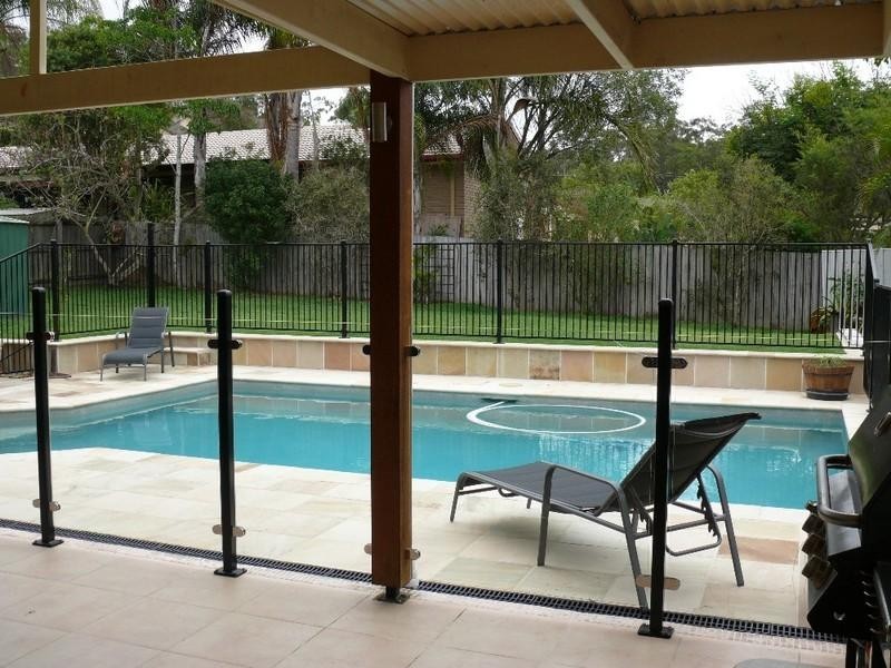 5 Pottinger Crescent, Oxenford QLD 4210