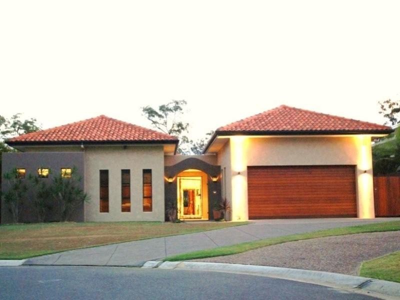 19 Torquay Place, Arundel QLD 4214