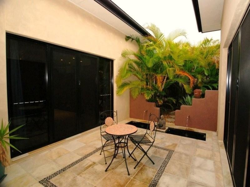 19 Torquay Place, Arundel QLD 4214