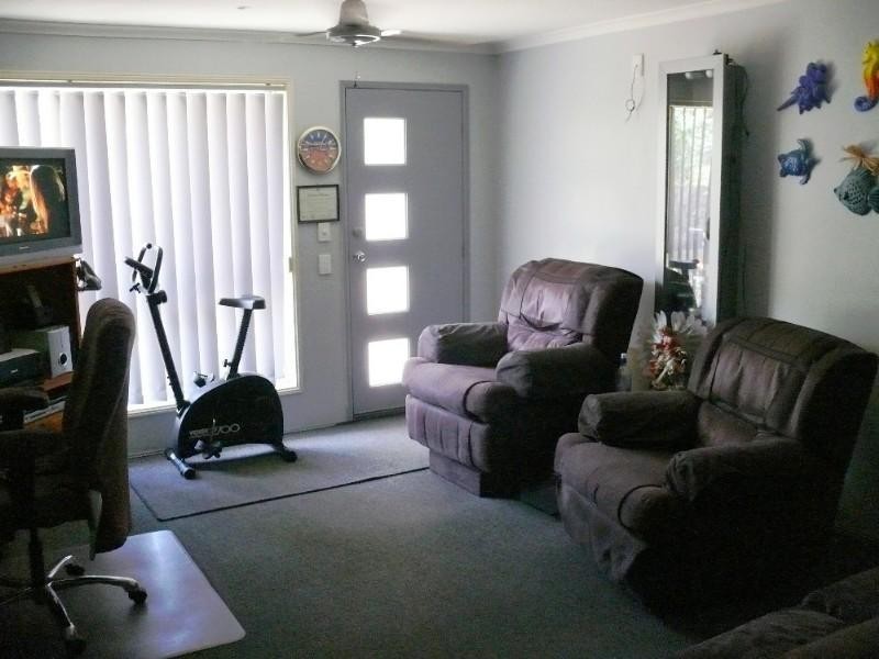 1/4 Hercule Court, Oxenford QLD 4210