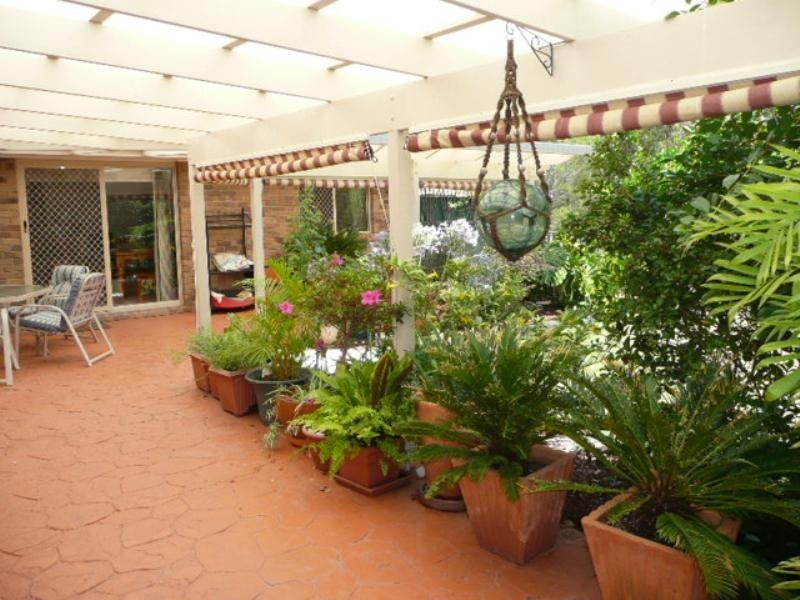 7 Gambier Crescent, Pacific Pines QLD 4211