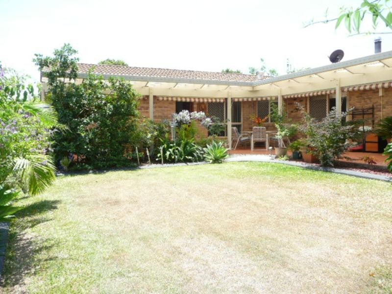 7 Gambier Crescent, Pacific Pines QLD 4211