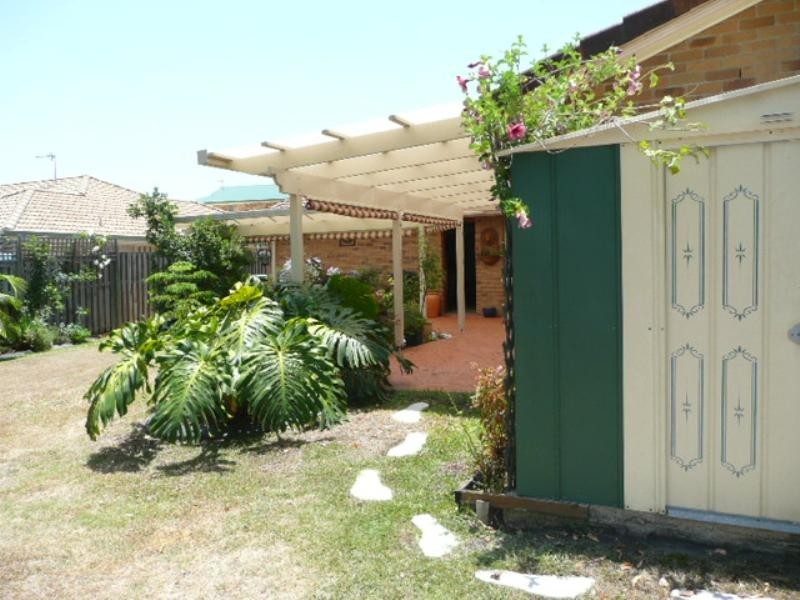 7 Gambier Crescent, Pacific Pines QLD 4211