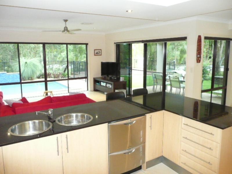 19 Brittany Drive, Oxenford QLD 4210