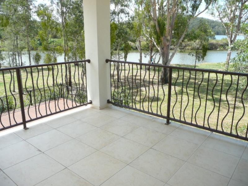 19 Brittany Drive, Oxenford QLD 4210