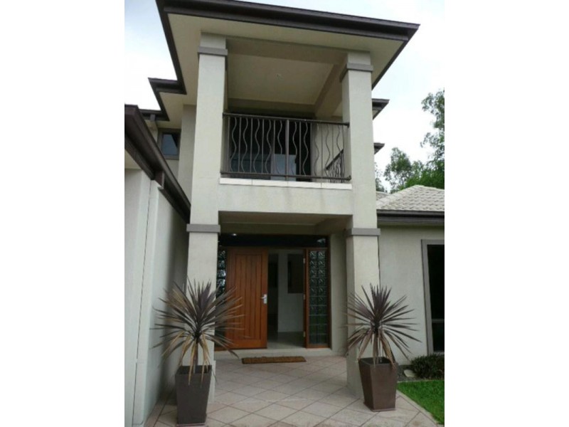 19 Brittany Drive, Oxenford QLD 4210