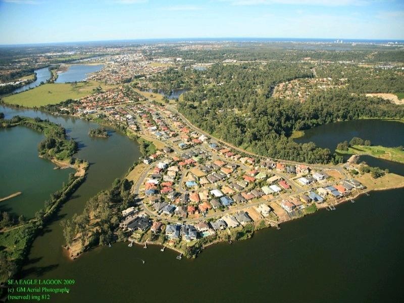 19 Brittany Drive, Oxenford QLD 4210