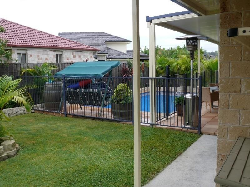 24 Brittany Drive, Oxenford QLD 4210