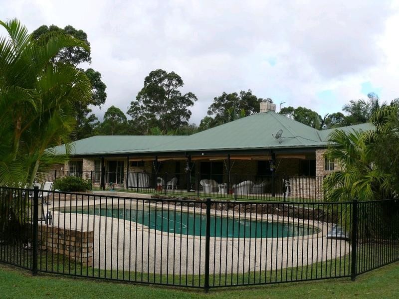 83 Chesterton Road, Guanaba QLD 4210