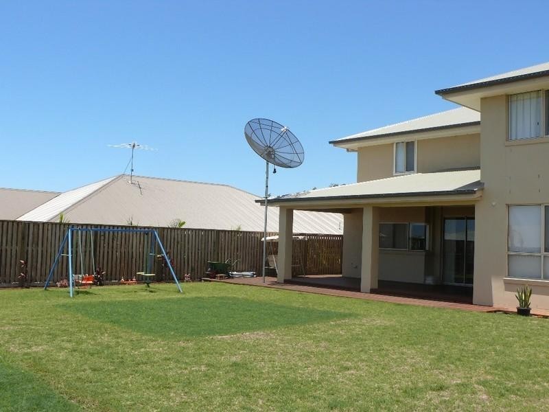 25 Coach Way, Upper Coomera QLD 4209