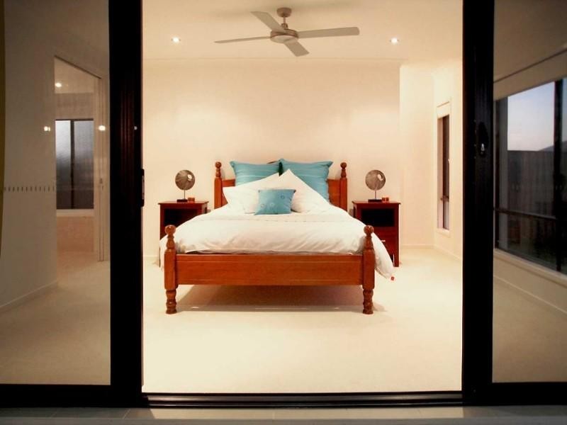 19 Lanier Close, Oxenford QLD 4210