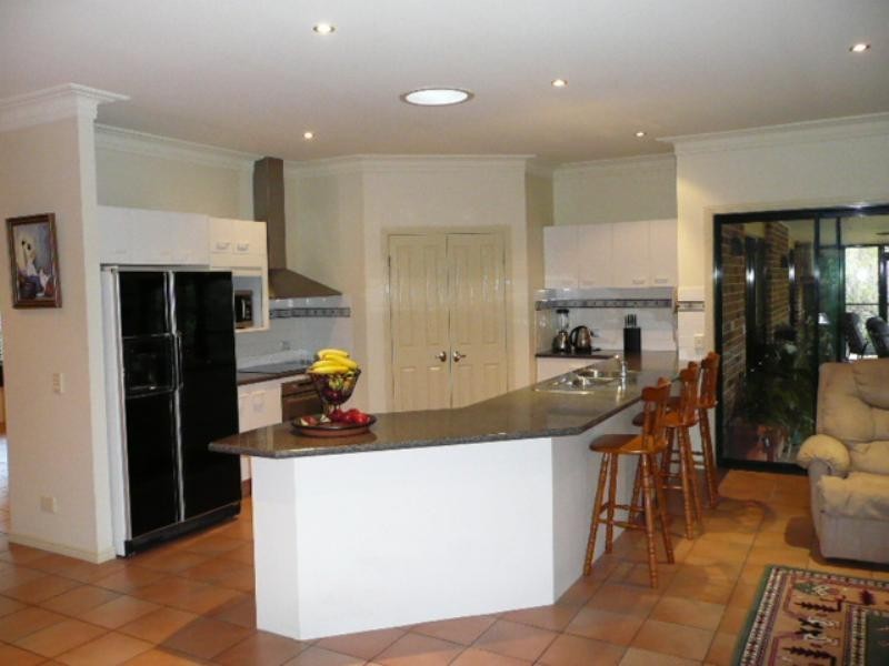 12 Hannaford Place, Helensvale QLD 4212