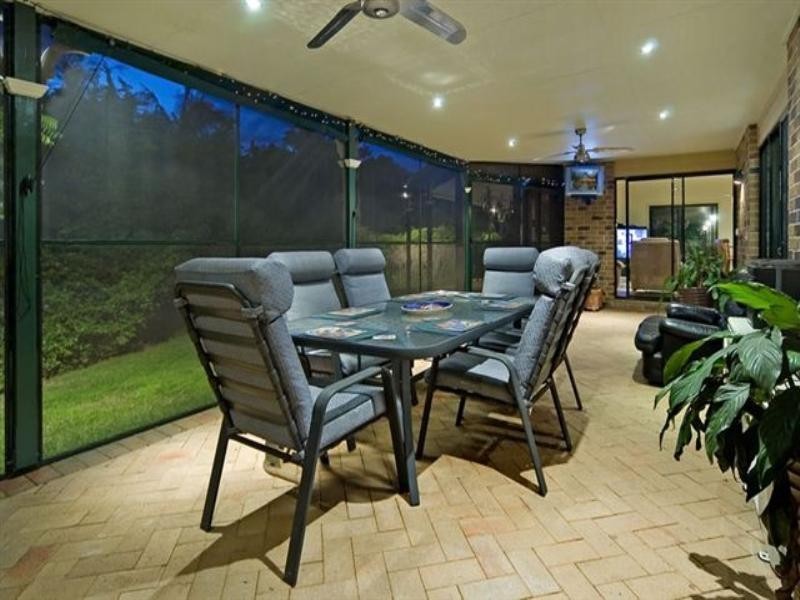 12 Hannaford Place, Helensvale QLD 4212