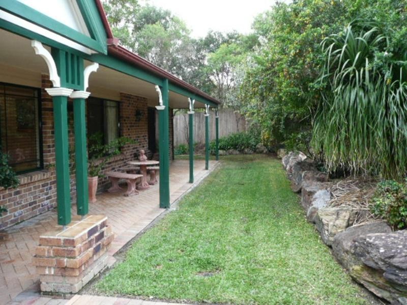 12 Hannaford Place, Helensvale QLD 4212