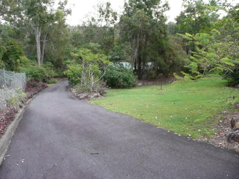 12 Hannaford Place, Helensvale QLD 4212