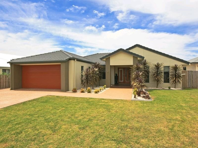 12 Leander Circuit, Oxenford QLD 4210
