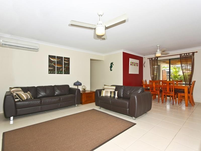 Pacific Pines QLD 4211
