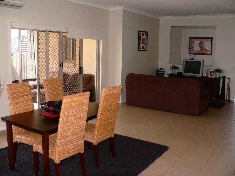 Pacific Pines QLD 4211